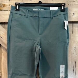 OLD NAVY GREEN HIGH RISE PIXIE SKINNY ANKLE SIZE 8